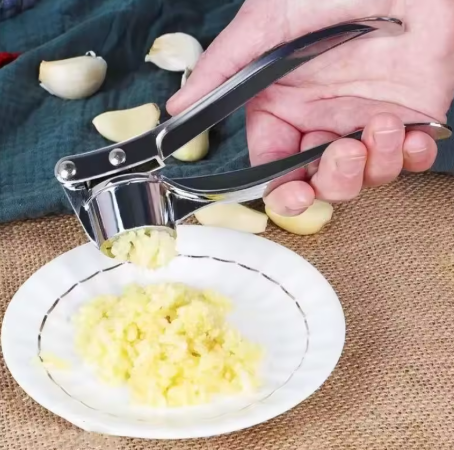 Presse-Ail en Acier Inoxydable – Écrase-Ail Manuel Ergonomique